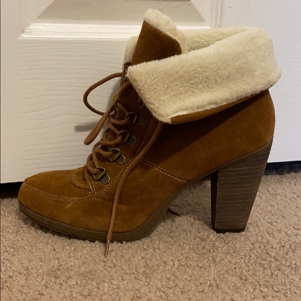 Womens fur lined boots